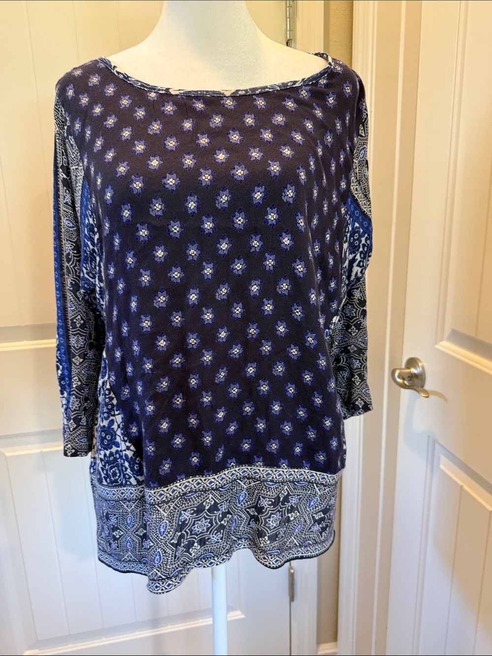 Women's Navy Blue Patterned Long Sleeve Tpop